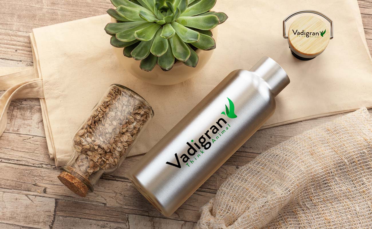 Traveler - Branded Water Bottles Logo gallery thumbnail