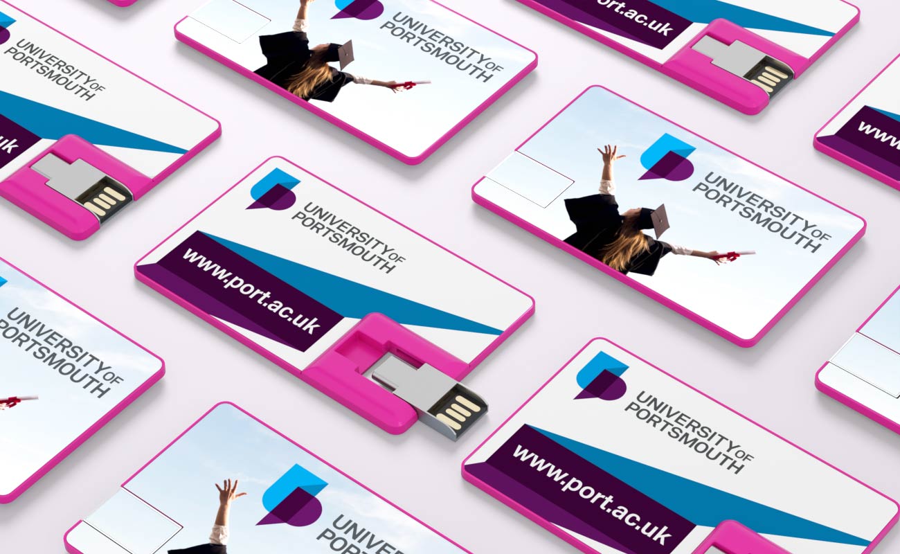 Wafer Duo - Credit Card USB Stick gallery thumbnail